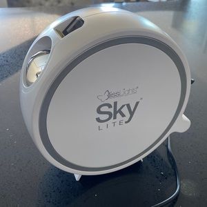 Like New! BlissLights Sky Lite - LED Laser Star Projector